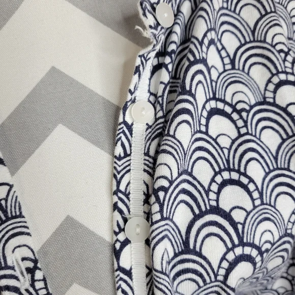 Womans Talbots Navy/White Fish Scale Design Button Front Cardigan Size SP - Picture 3 of 8